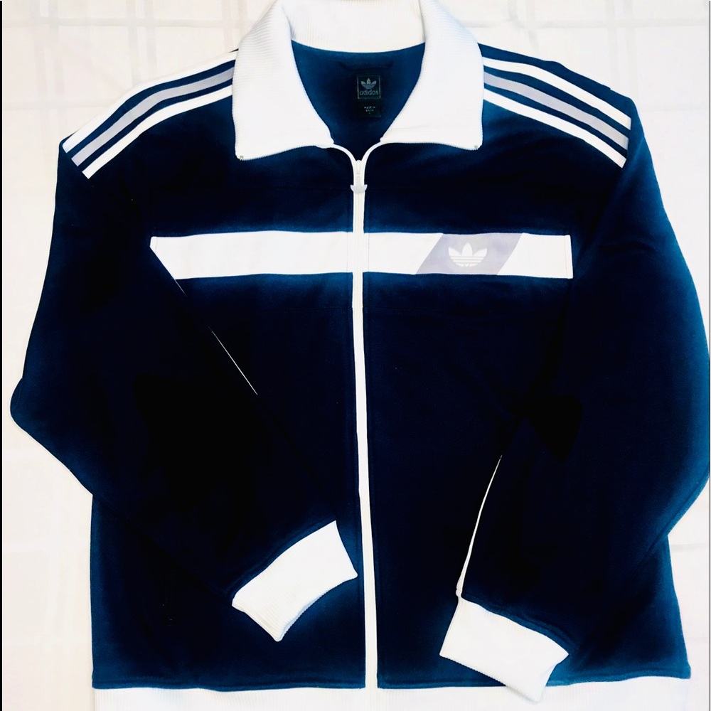 🔥NWOTs🔥 Adidas Trefoil Track Warm up Jacket.